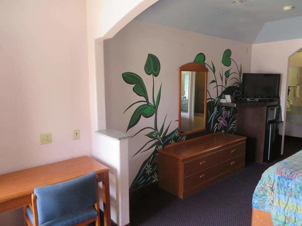 Travelers Inn And Suites 리버티 외부 사진